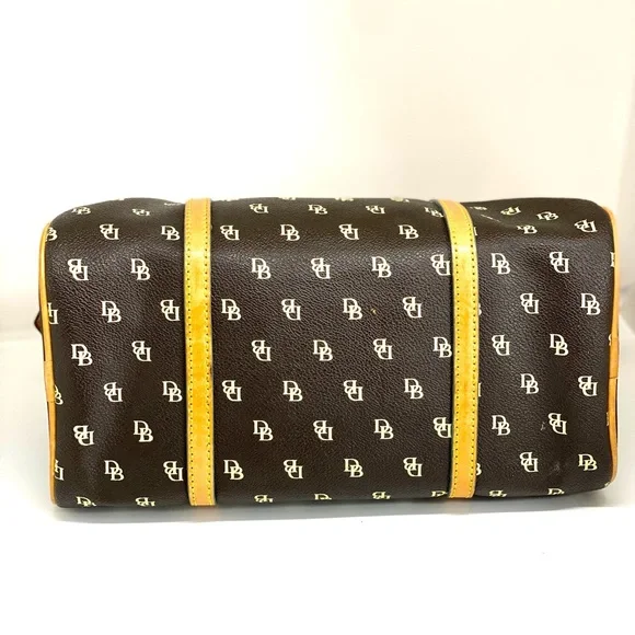 DOONEY & BOURKE💥VINTAGE-SOLD OUT💥Signature Coated Canvas Barrel Bag - Picture 5 of 11